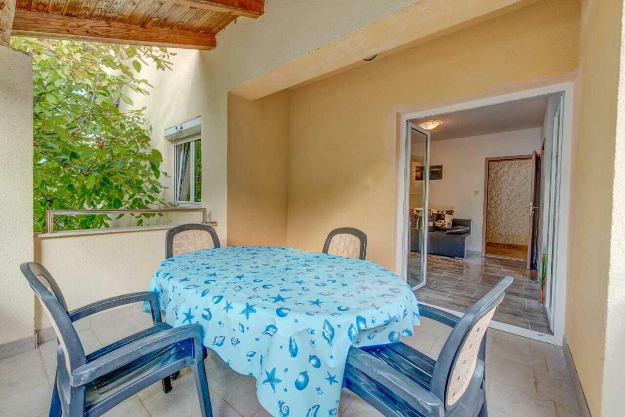 Savar - Ilo Apartamento *