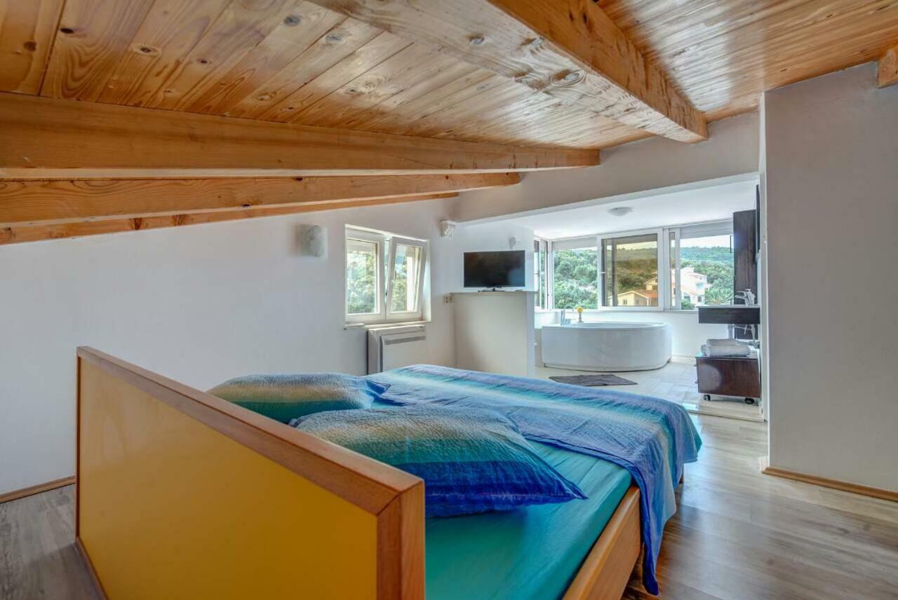 Savar - Ilo Apartamento *