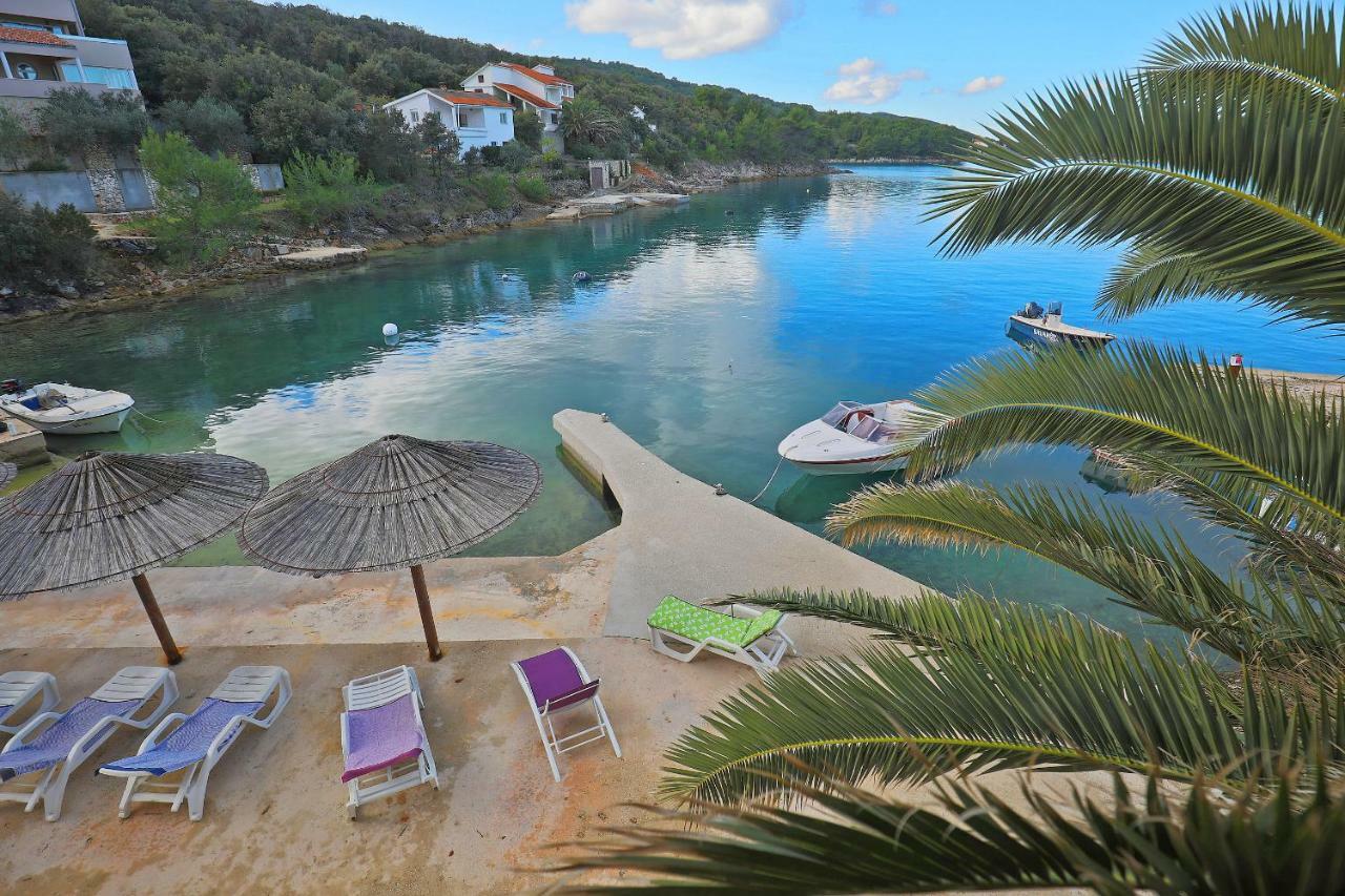 Apartment Savar - Ilo Brbinj